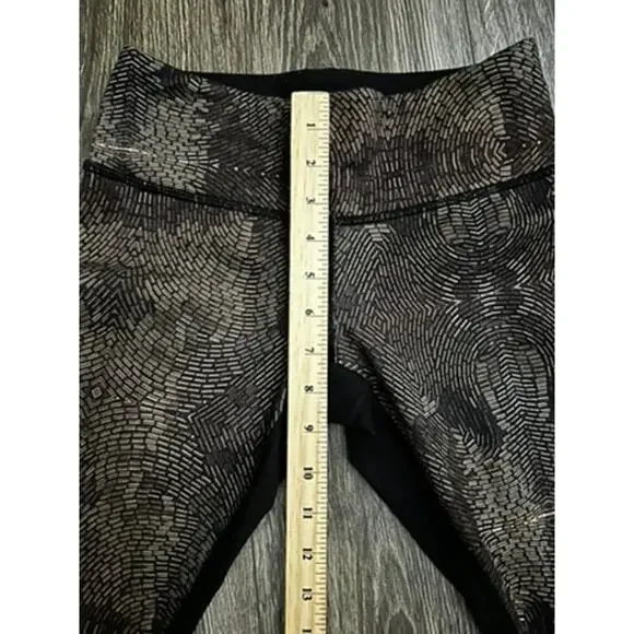 Lululemon Size 4 Wunder Under Crop II Full-On Luon Golden Godess Cashew Black - Picture 3 of 7
